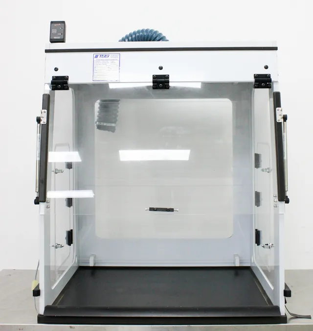 Flow Sciences EVP363039AZA 3' Isco Combiflash Enclosure, VG Condition, US