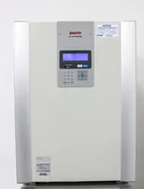 Sanyo MCO-19AIC CO2 Incubator with Direct Heat and Antibacterial Features