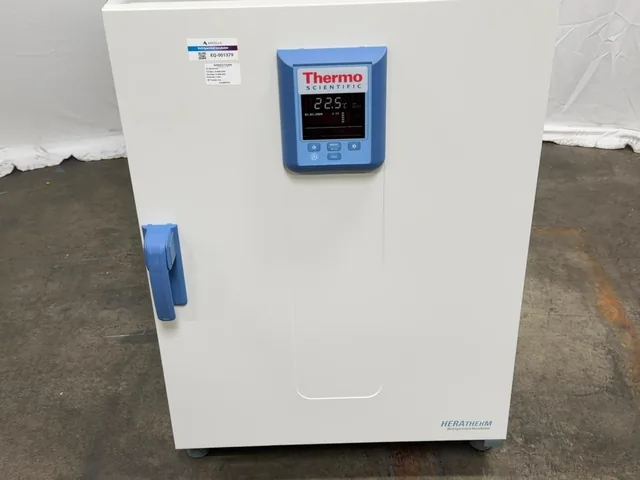 Thermo Fisher Scientific IMP18 Heratherm Refrigerated Incubator Laboratory Climate Chamber