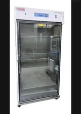Thermo Scientific Large-Capacity Reach-In CO2 Incubator