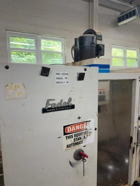 Fadal 914-15 VMC 15RT Vertical Machining Center CNC Milling