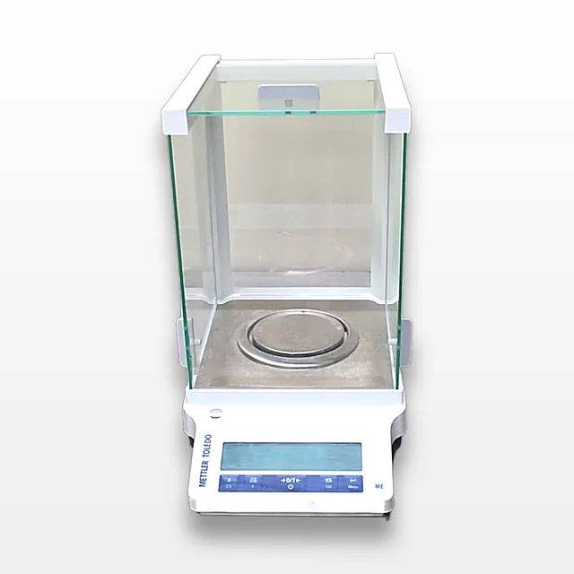 Mettler Toledo Balance Model ME104E