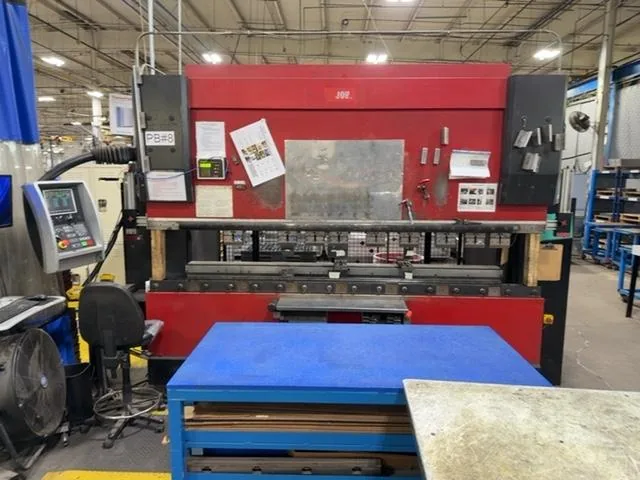 Amada HFE 100-3 S Hydraulic Press Brake 1000kN 460V