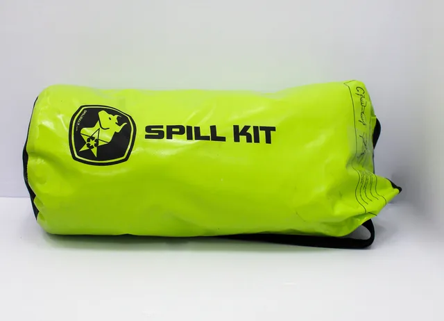 N/A Dry Tube 20L Spill Kit Turnkey Spill Containment High Capacity 5 Gal