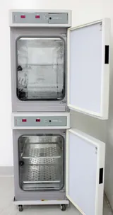 VWR 2450 Shel Lab Dual Stack Water Jacketed Lab CO2 Incubator