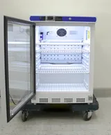 VWR HCUCBI0404GLH Under Counter Laboratory Refrigerator Efficient Cold Storage