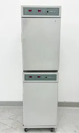 VWR 2450 Shel Lab Dual Stack Water Jacketed Lab CO2 Incubator
