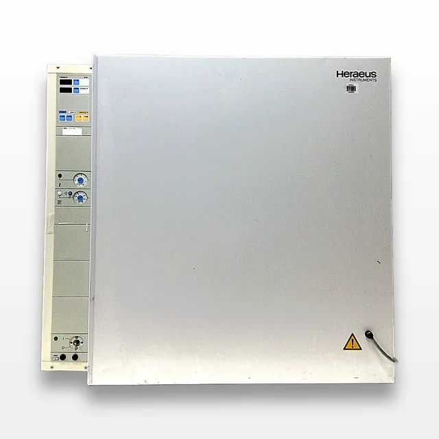Heraeus BB 6220 Gas Jacketed CO2 Incubator, 220L, Microprocessor Controlled