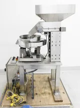 R-Tech Feeders 15-110AC-FC-B-H-CS Vibratory Bowl Feeder with Hopper