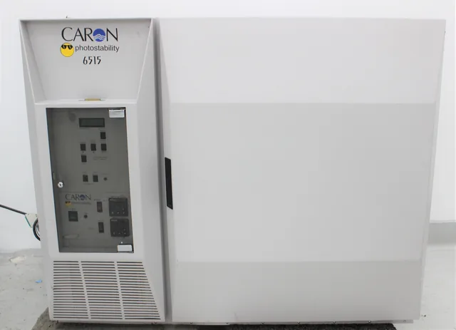 Caron 6515 Photostability Chamber - Precision UV/Visible Light & Humidity Control