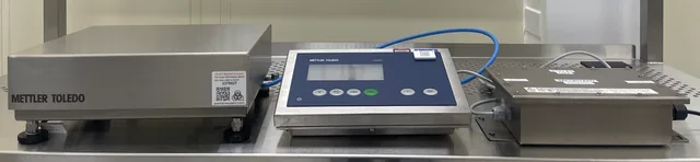 Mettler Toledo ICS426x Laboratory Scale - Precision Weighing Equipment