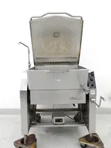 Market Forge/Sterilmatic 30 Gallon Skillet 40P-STGM, Electric/Manual, Used