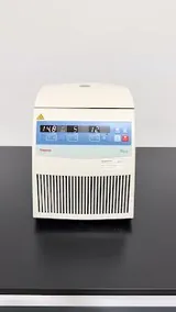 Thermo Scientific 75002426 Refrigerated Centrifuge with Rotor