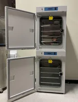 Thermo Forma Model 310 Direct Heat CO2 Double Stack Incubator