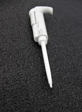 Thermo Scientific 0.2-2 ul Manual Pipette, Adjustable Volume, Used