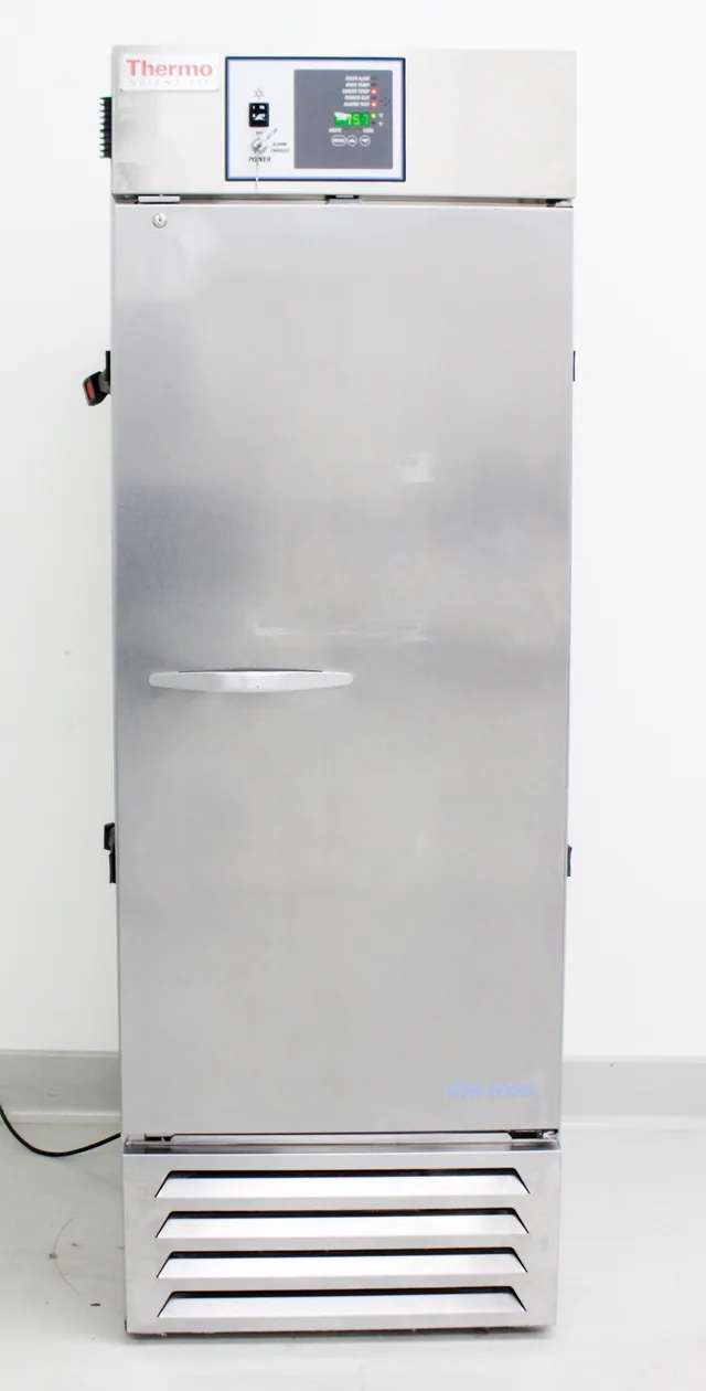 Thermo Scientific MR25SS-SAEE-TS General Purpose Lab Refrigerator 23 CU FT