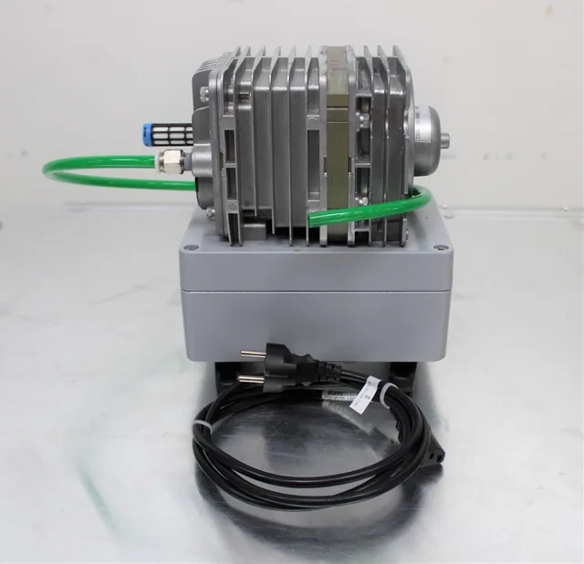 NITTO KOHKI VP0940-V1036-P1-1411 Vacuum Pump 60 L/min 230V Used