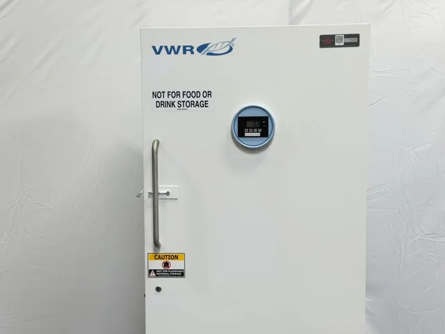 VWR VWR-17C0167-1703 Laboratory Refrigerator/Freezer 115V