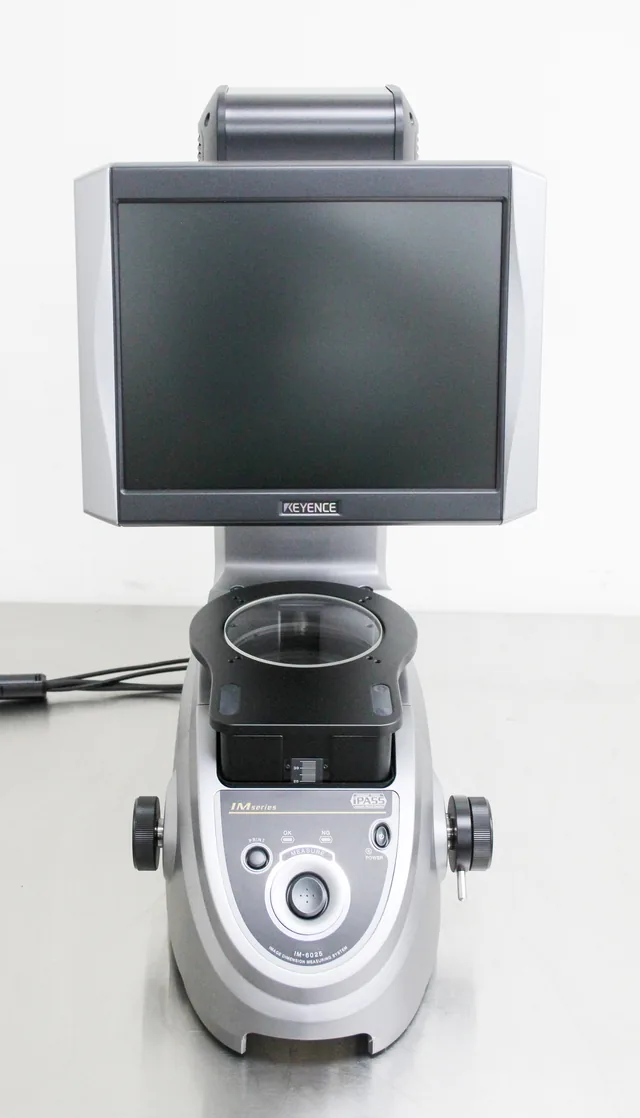 Keyence IM-6025 Image Dimension Measurement System, Intuitive Interface