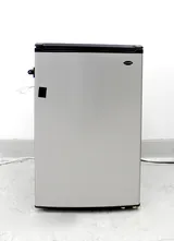 Sanyo SR-4912M Compact Refrigerator 4.4 cu. ft. Lab/Office Mini Fridge