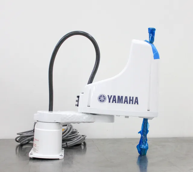 Yamaha YK400XE-4 Industrial Robot Arm with RCX340 Controller, 230V