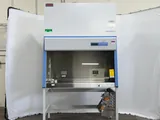 Thermo Fisher Scientific 1375 Biosafety Cabinet 120V