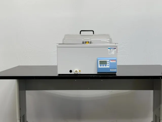 Thermo Fisher Scientific TSGP28 Laboratory Water Bath 100-115v/200-230v