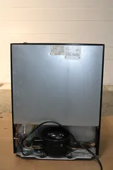 Sanyo sanyo 1 Compact Refrigerator 2.5 cu. ft. with Platinum Door