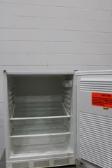 Fisher Scientific 3751FS Undercounter Refrigerator 5.6 cu ft 1C to 12C