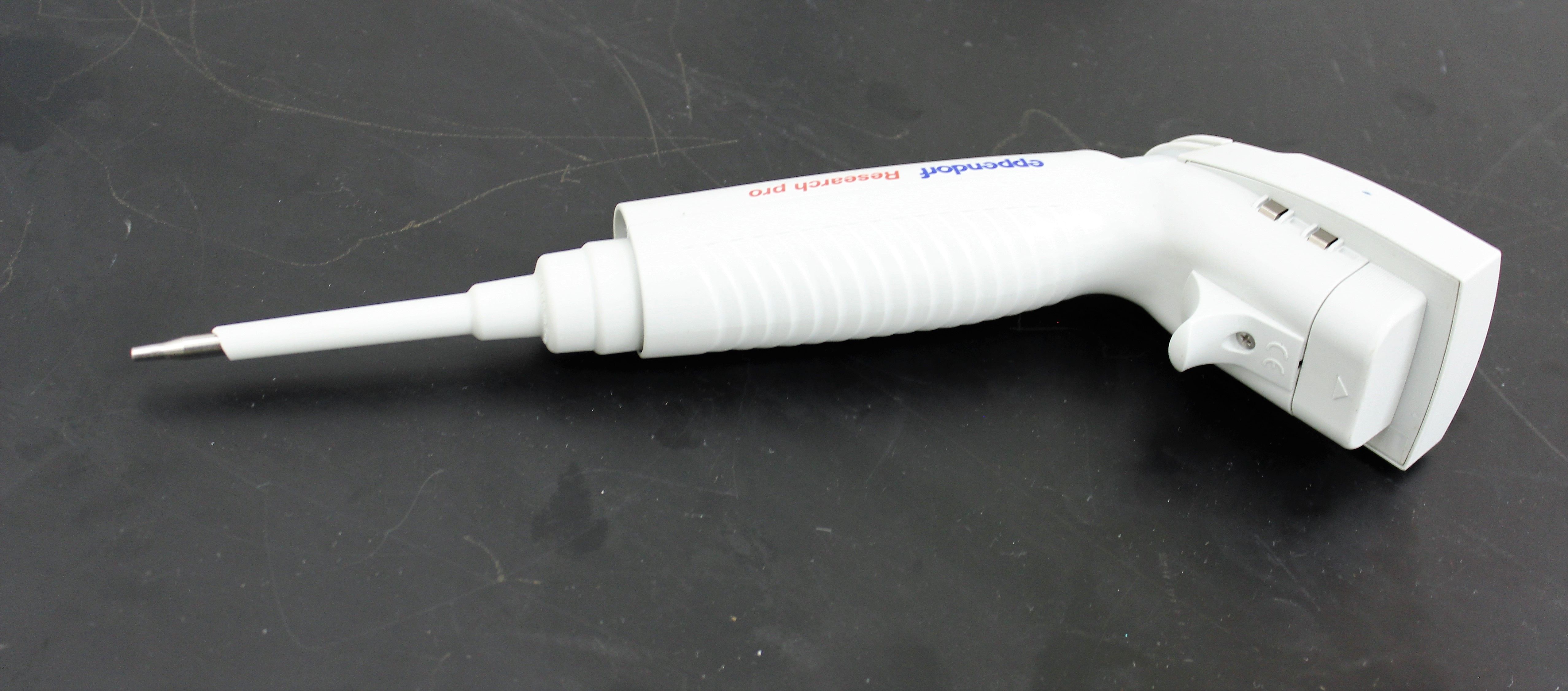 Eppendorf Research Pro Digital Pipette Adjustable 0.5-10ul, Includes Adapter