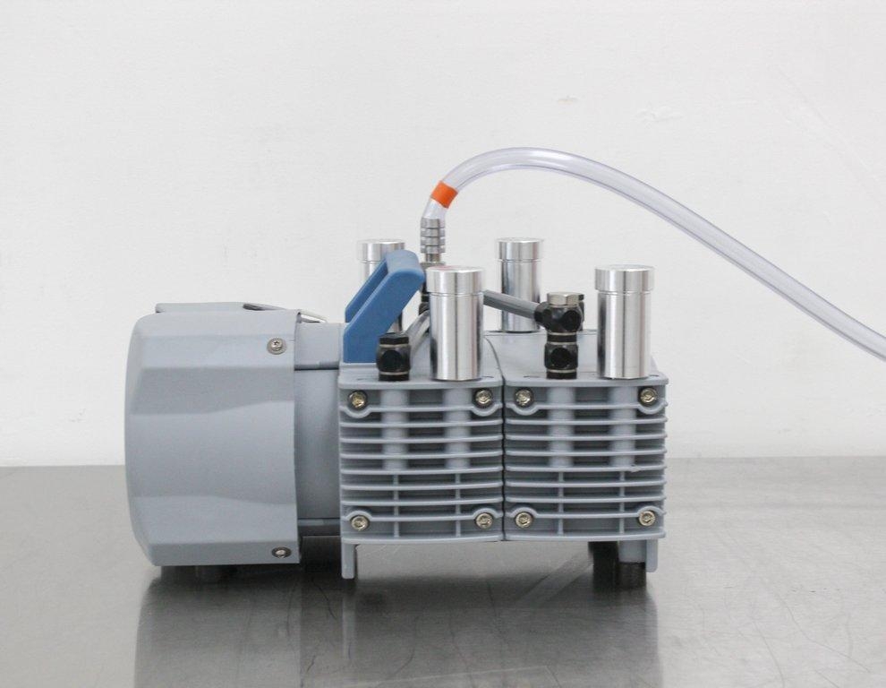 Vacuubrand Me 8 nt Vacuum Pump Diaphragm 100-240V Near-New Excellent Condition