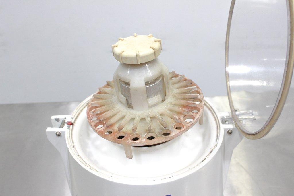 MP FastPrep -24 Sample Preparation Homogenizer/Stirrer 120V/220V 50Hz/60Hz