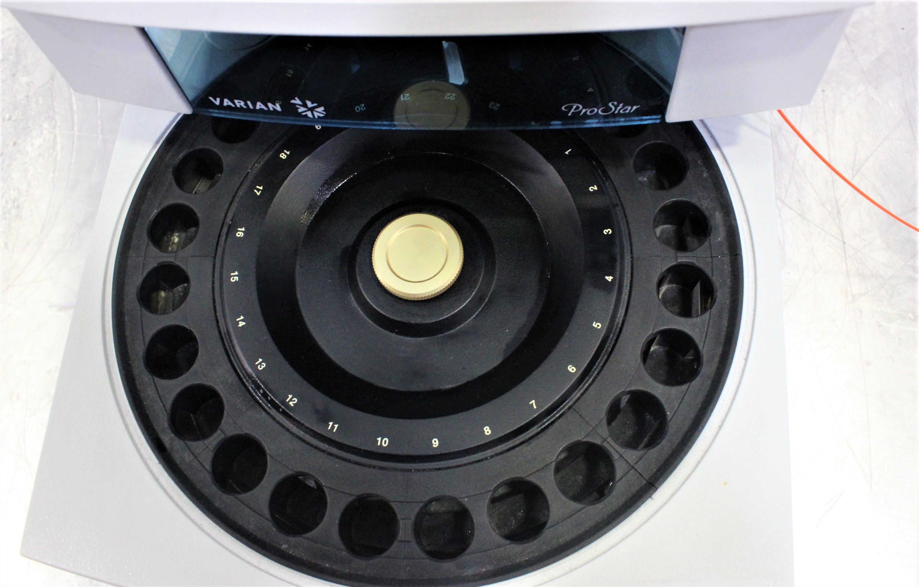 Varian Pro Star Auto Sampler PASA 5000uL 120V Microliter Pickup