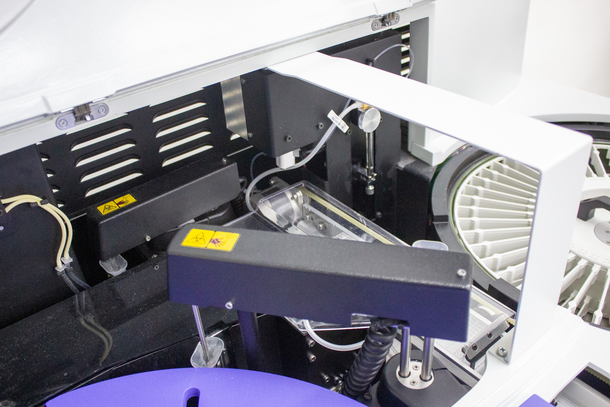 Thermo Konelab Arena 30 Chemistry Analyzer Automated Photometric Analysis Used