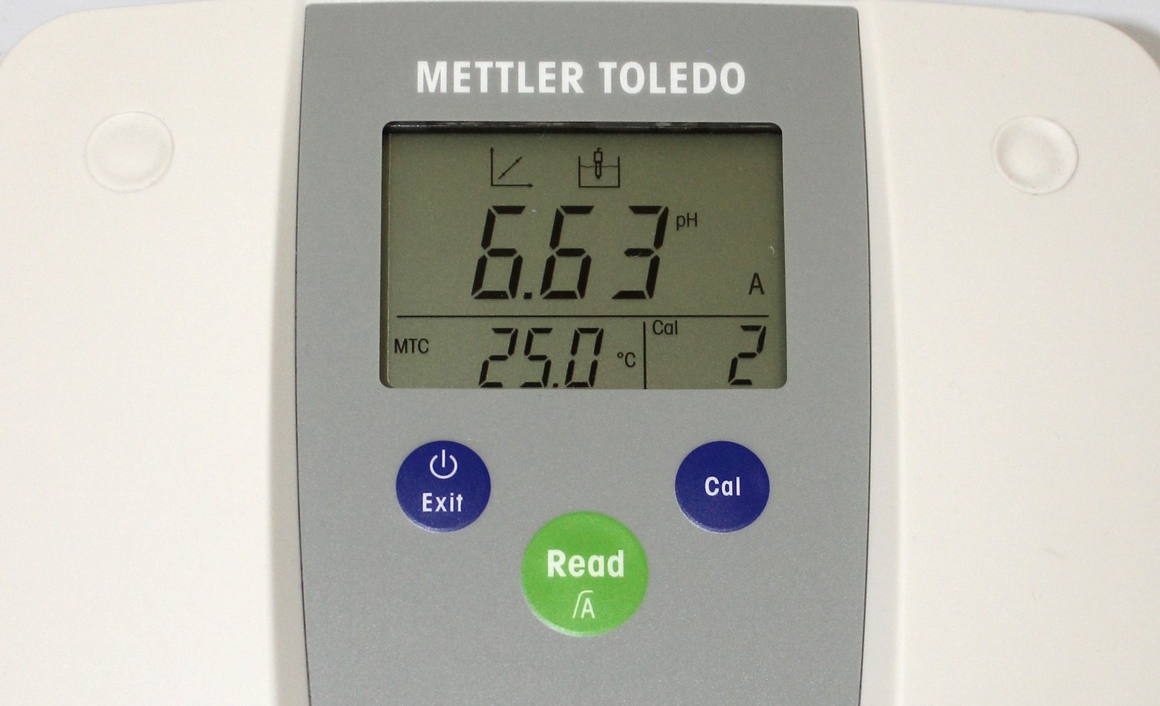 Mettler Toledo FiveEasy Plus FEP20 pH/mV Meter for Reliable Measurements