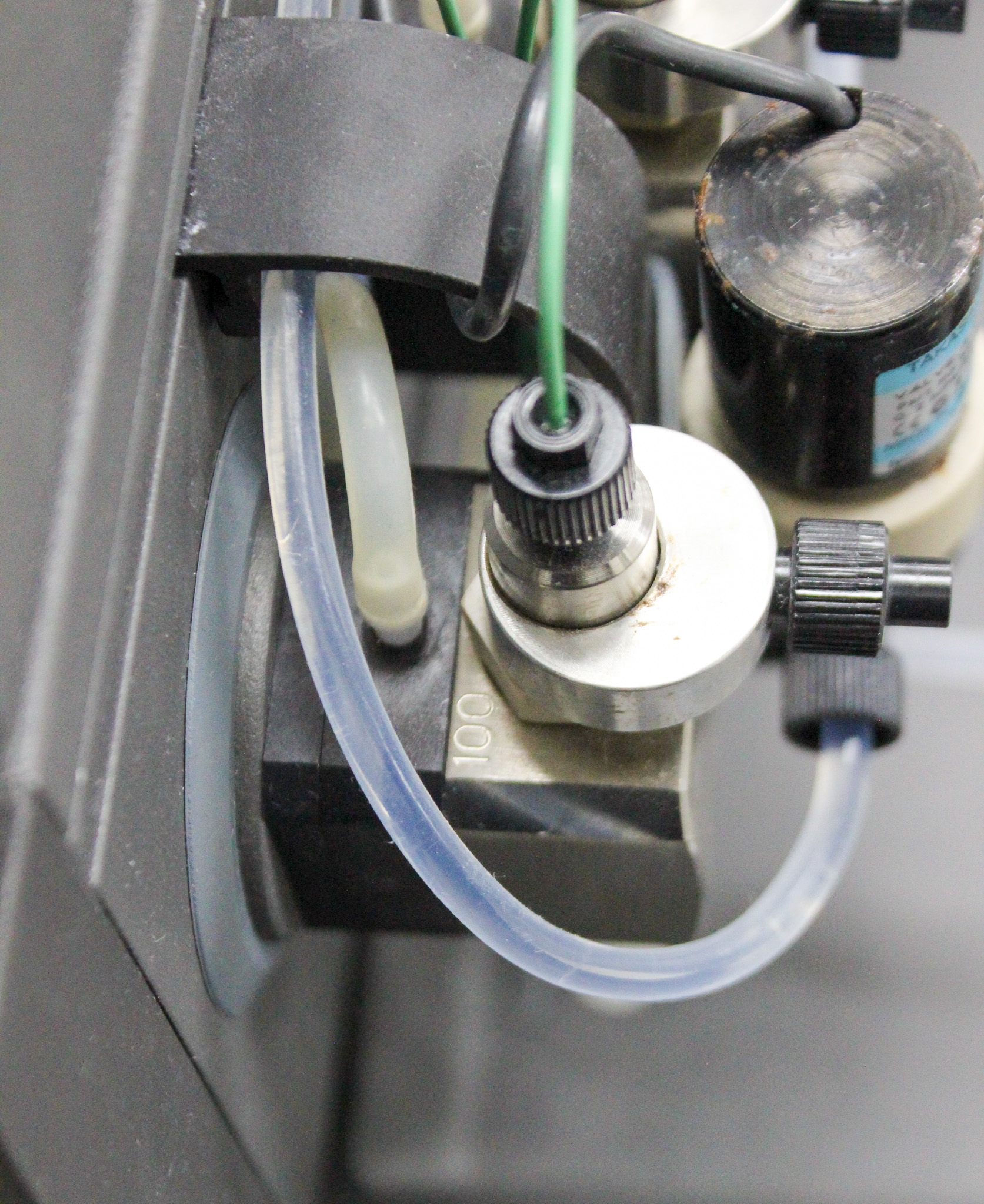 GE AKTApurifier 100 FPLC System Liquid Chromatography 100ml/min 10MPa Used