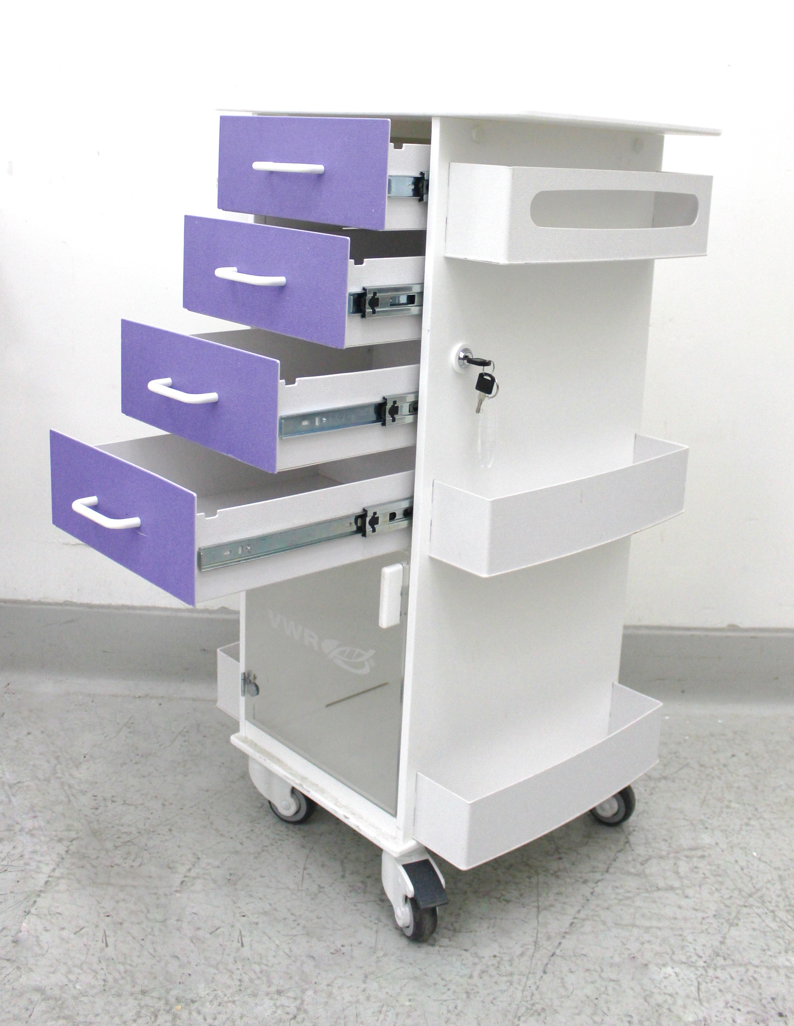 VWR MRI Core DX Lab Cart HDPE Mobile Storage Work Lab Clinics Used