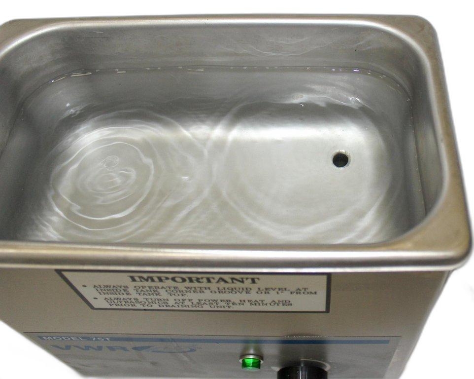 VWR 75T Ultrasonic Cleaner Water Bath with Digital Timer 20-69C Heating Used
