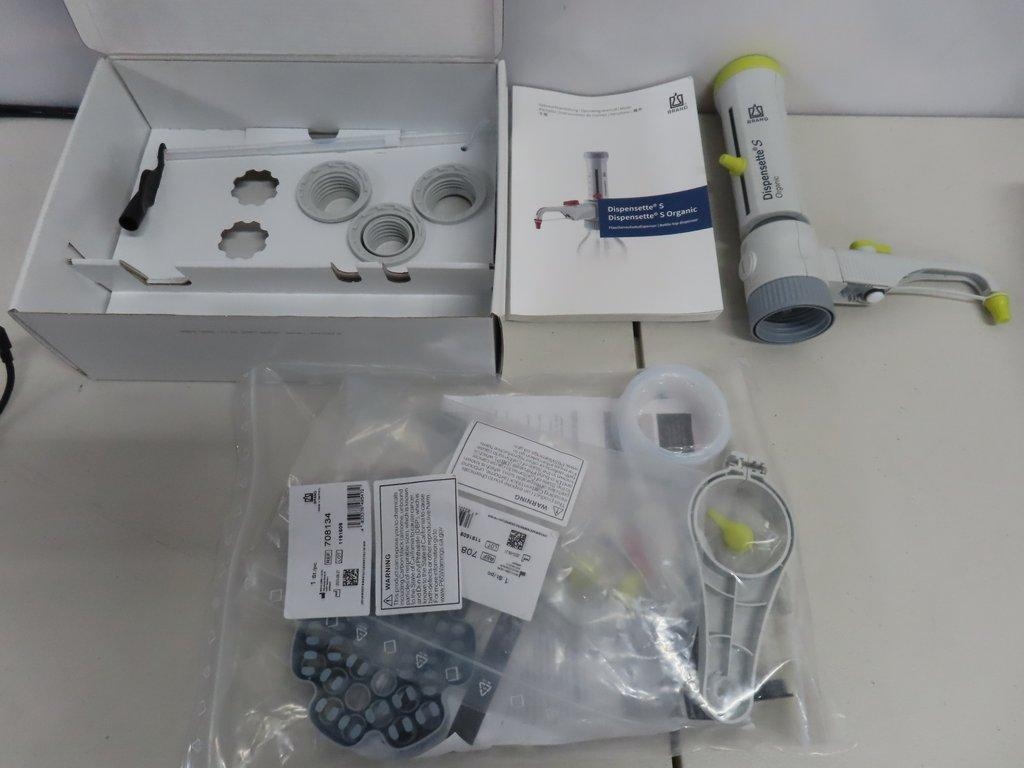 BrandTech Scientific 4630151 Dispenser - Excellent Condition for Laboratory Use