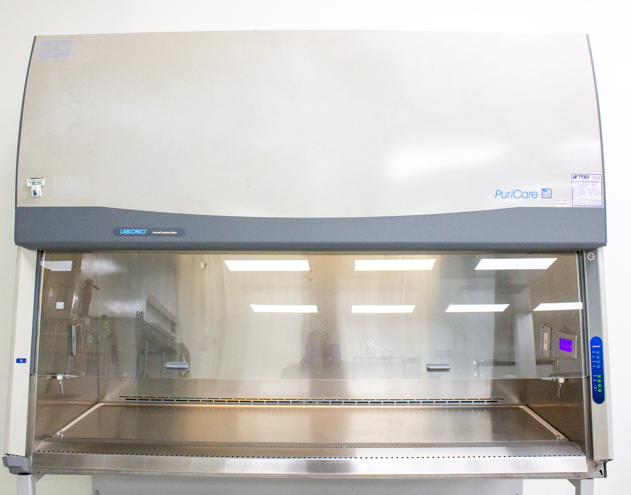 Labconco Puricare 3481201 6ft Class II Biosafety Cabinet UV Light