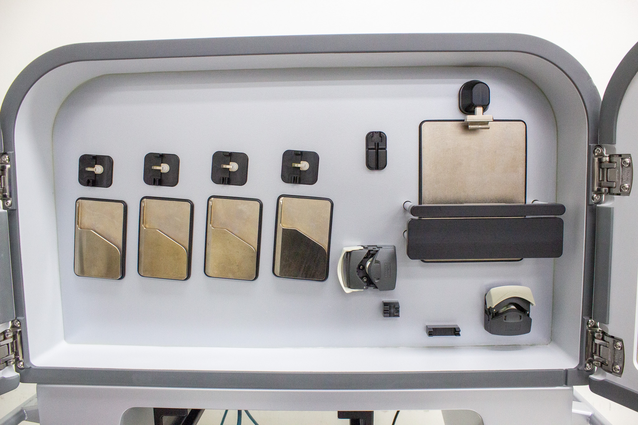Terumo Finia Fill and Finish System for Cell and Gene Therapy - Used