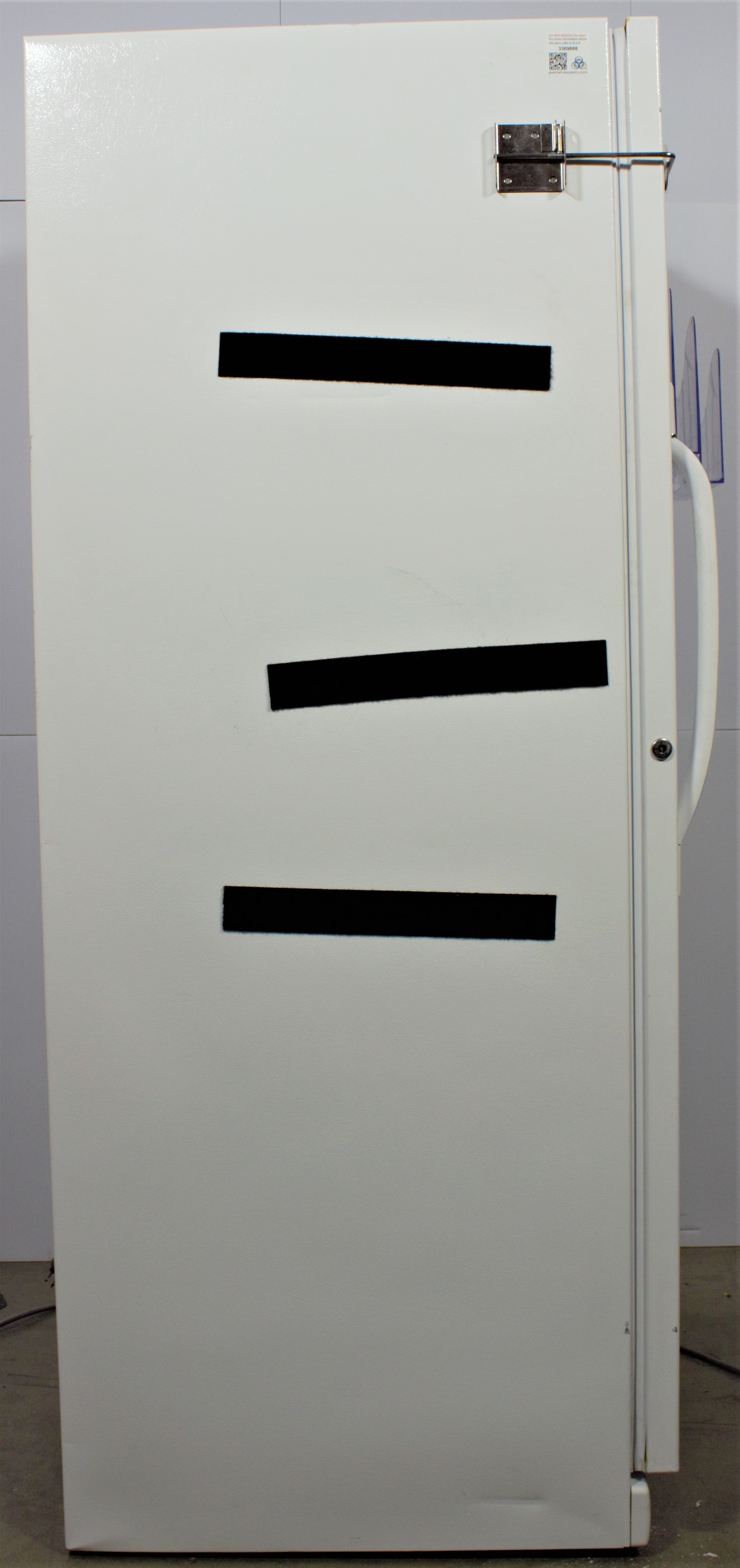 VWR Ultra Low Freezer -20C Flammable Storage Lab Freezer 566L Capacity