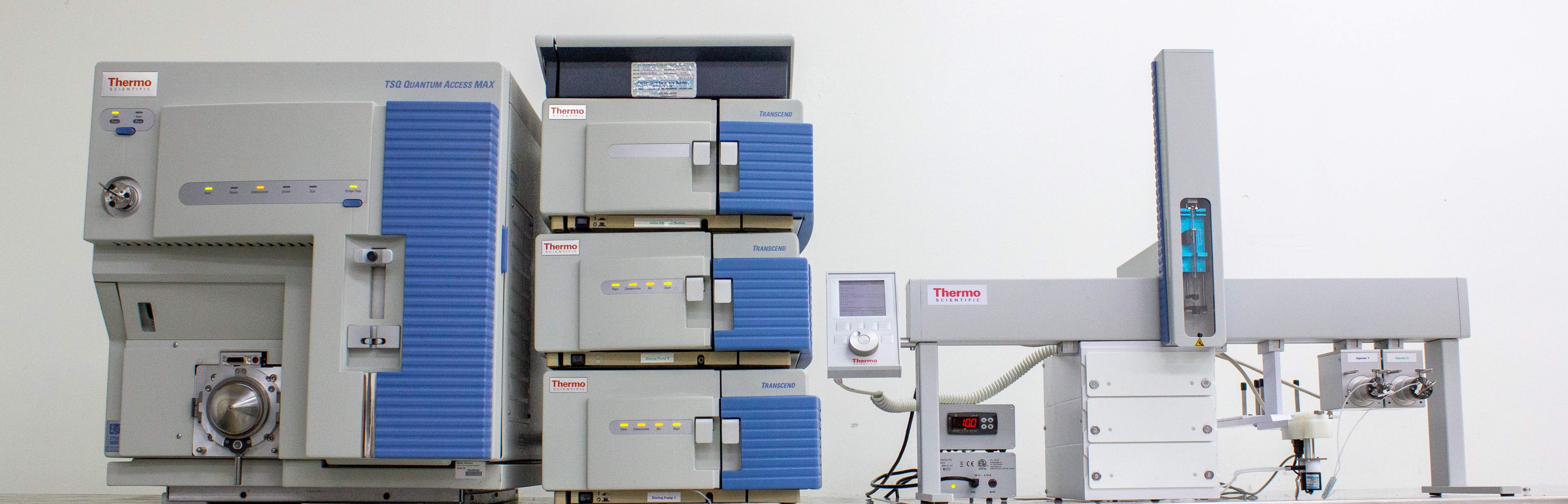 Thermo Transcend LX1 HPLC TSQ Quantum Mass Spec Includes Ion Source