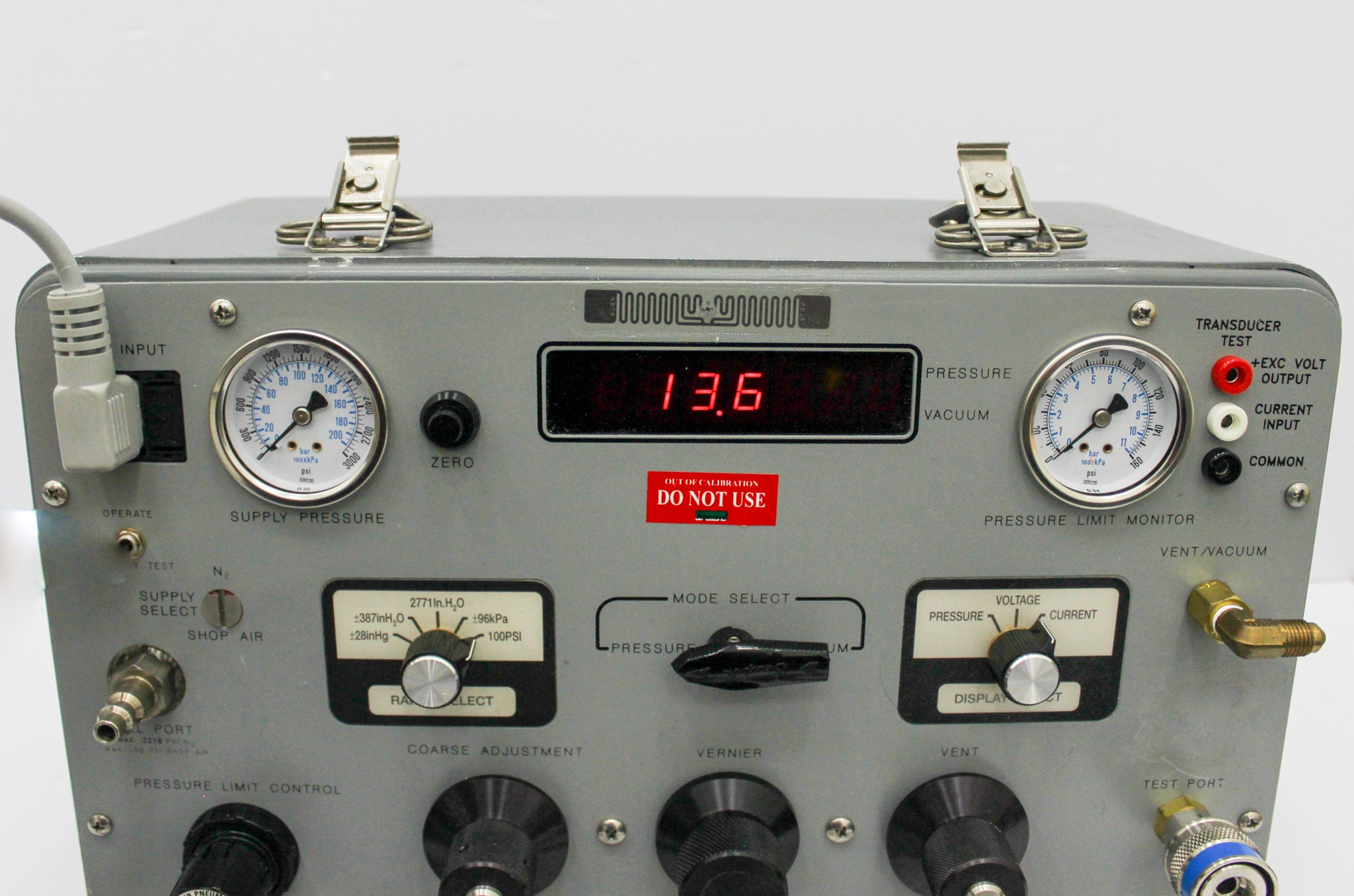 Condec UPC5100BA Pressure Calibration Portable 27inHg Vacuum to 100psi