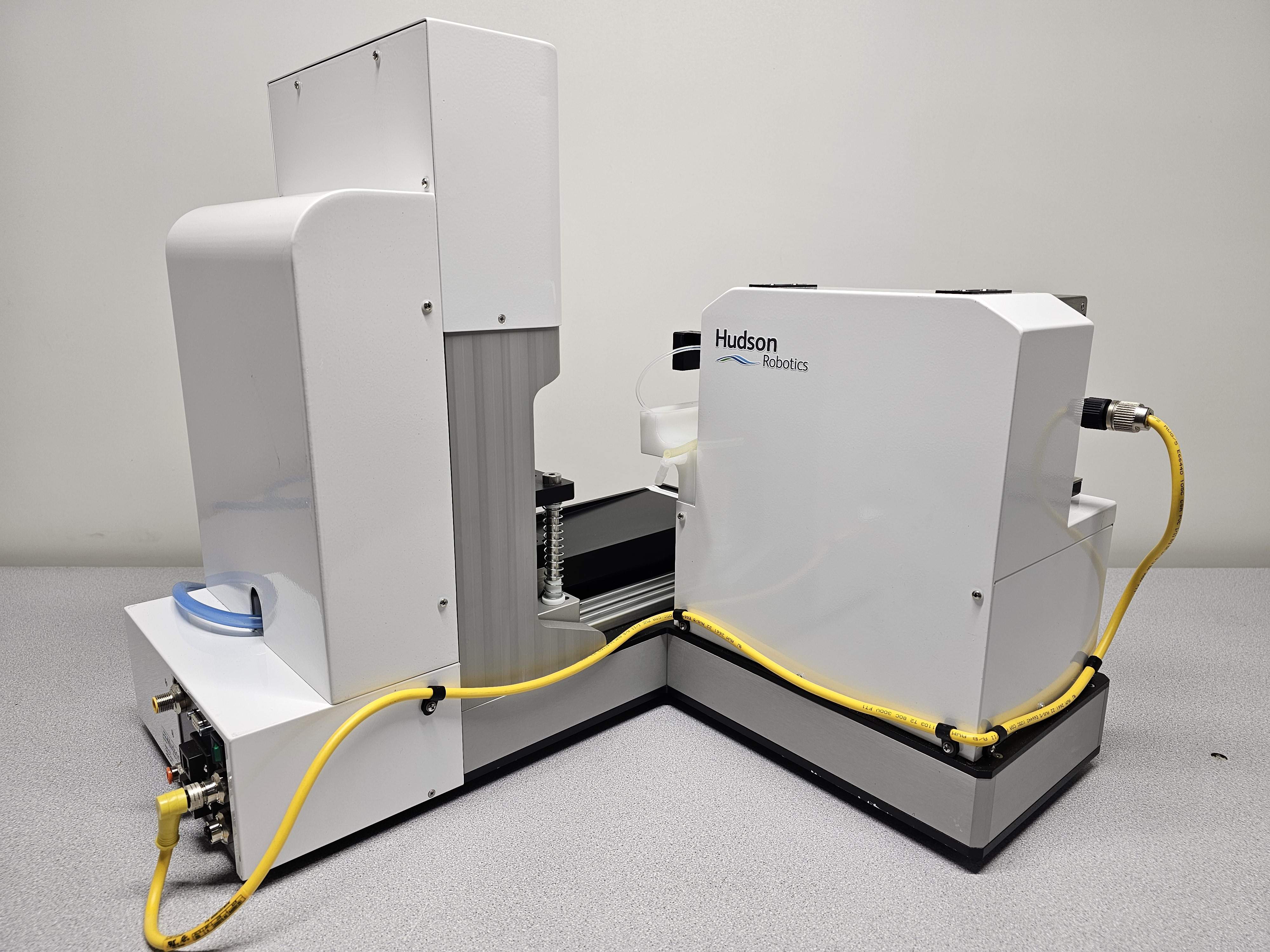 Hudson FLT2 Lab Workstation Automation SciClops Vision Robotic Arm