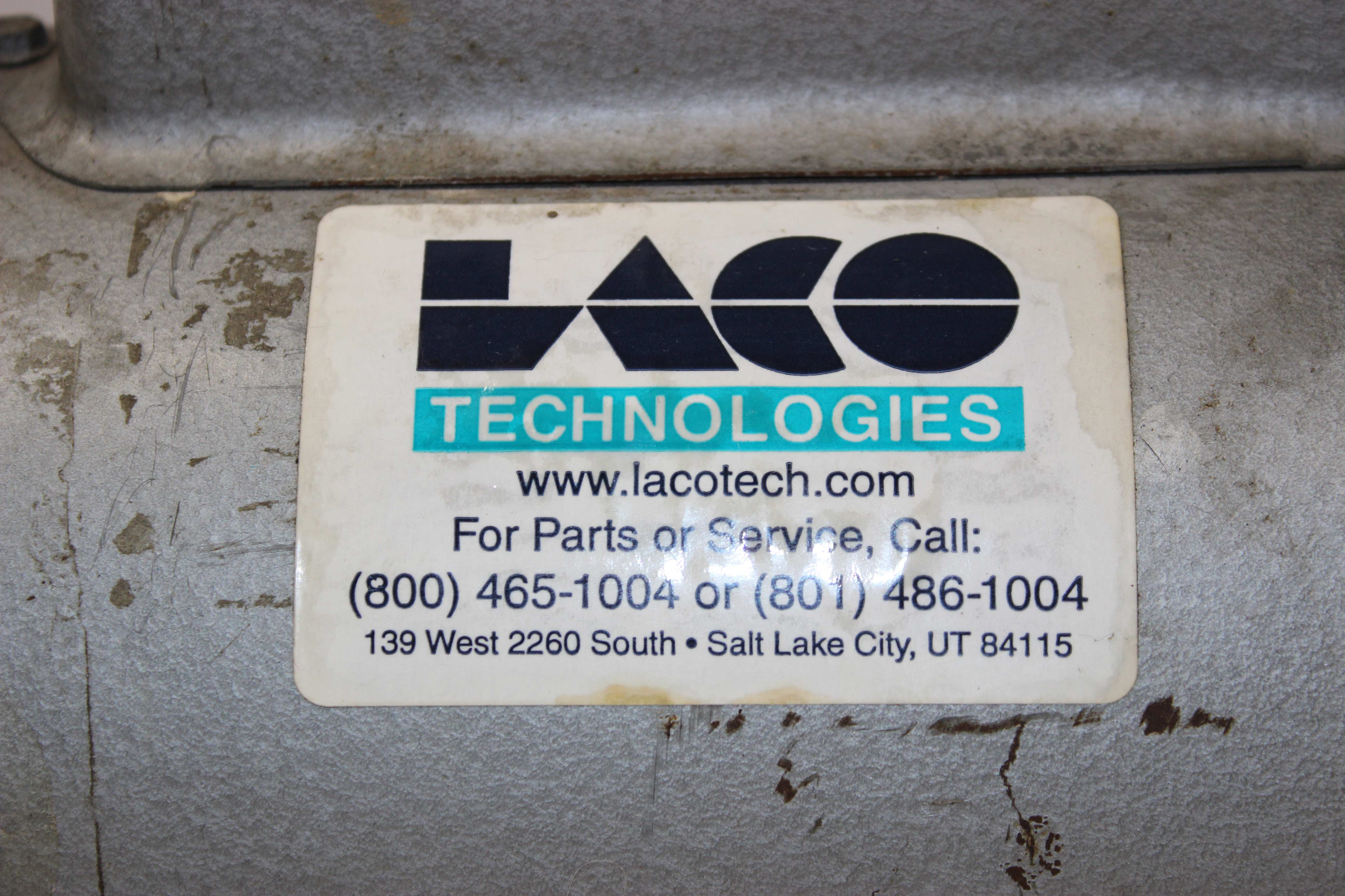 Edwards E2M2 Dual Stage Mechanical Vacuum Pump Needs Repair 30M Torr