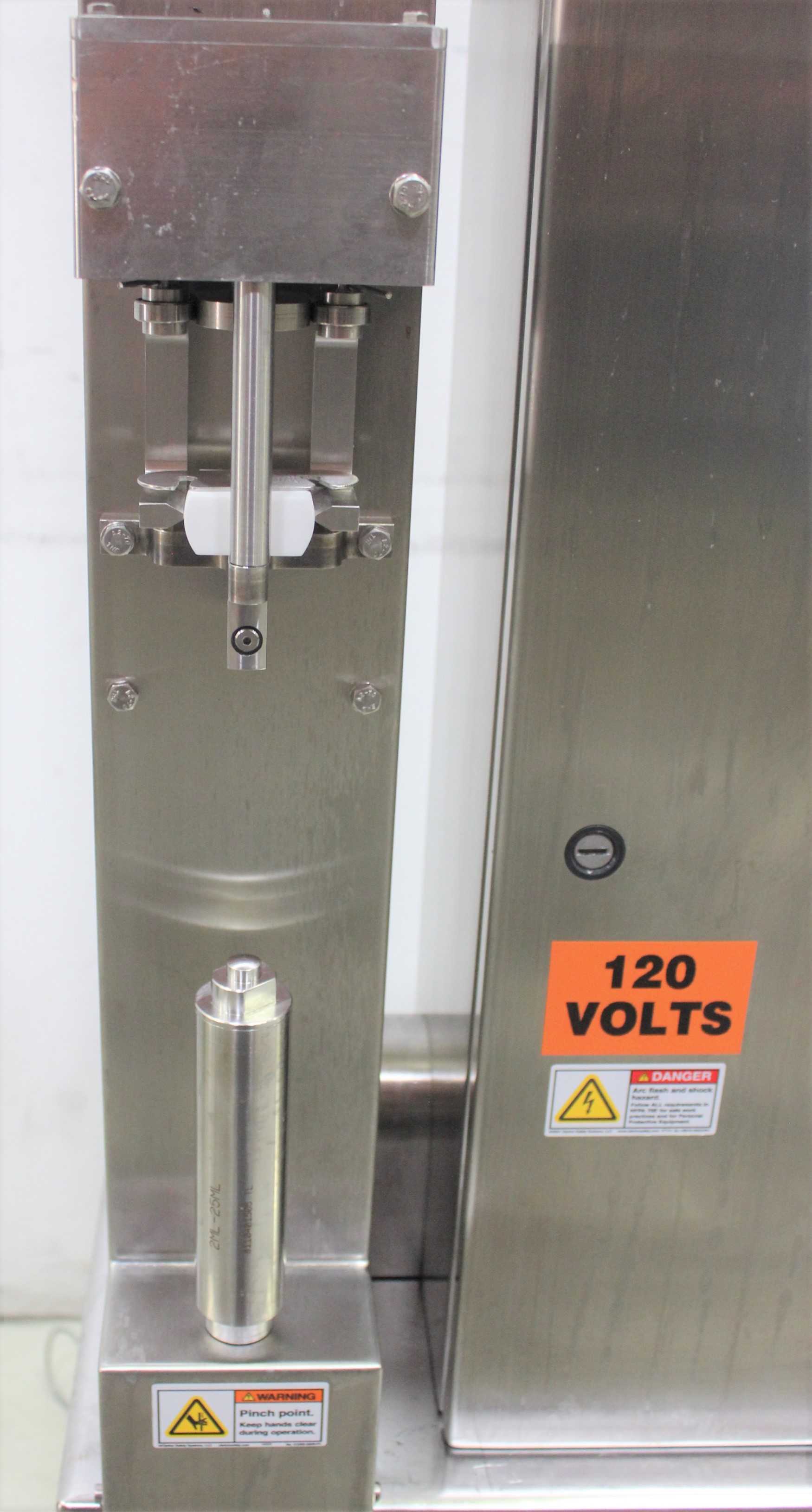 Bosch 811395605 Pump Controller Used Fair Condition for Fluid Management