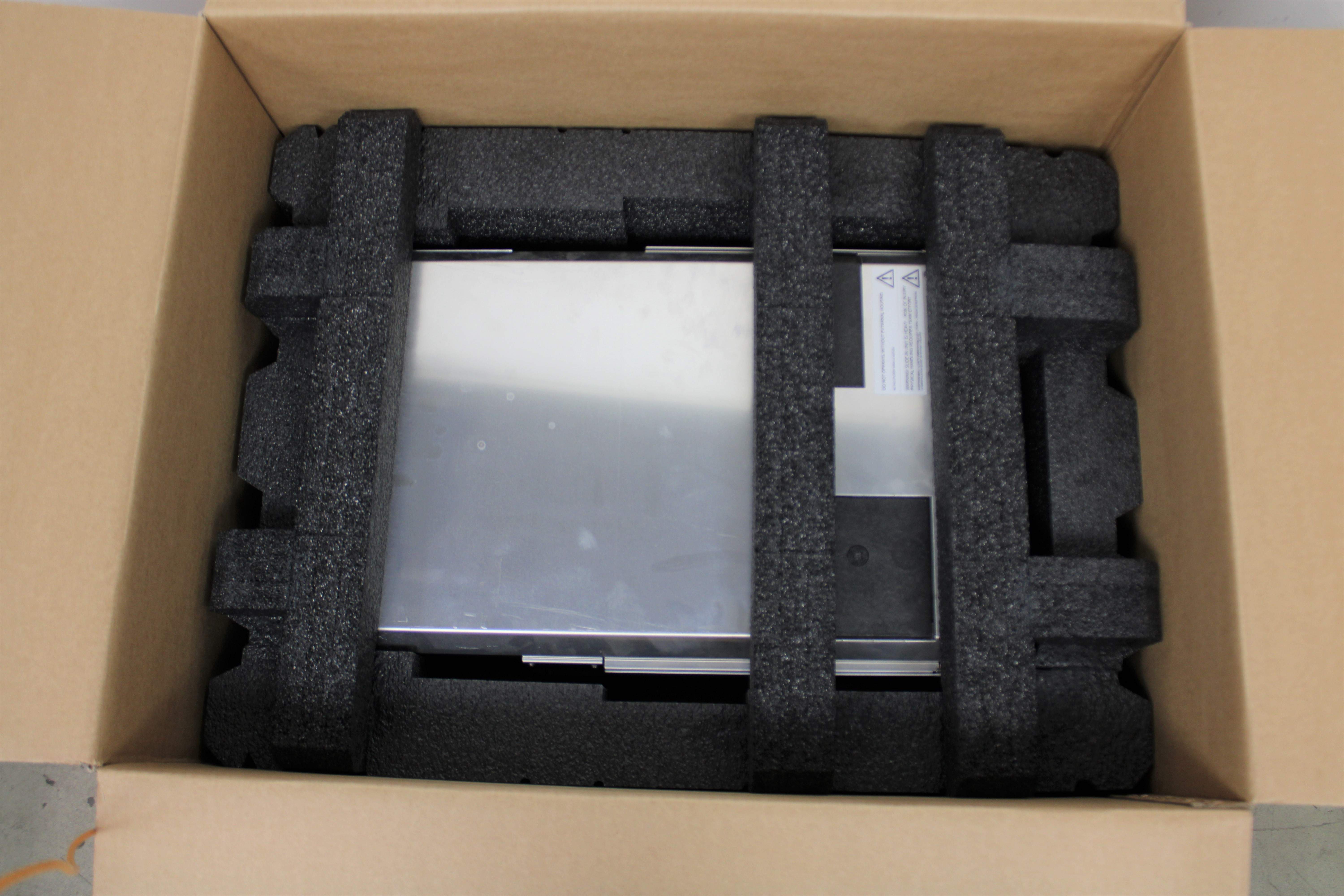 Thermo VH-D10-A Diode Array Detector For Parts Needs Repair 240V 2014