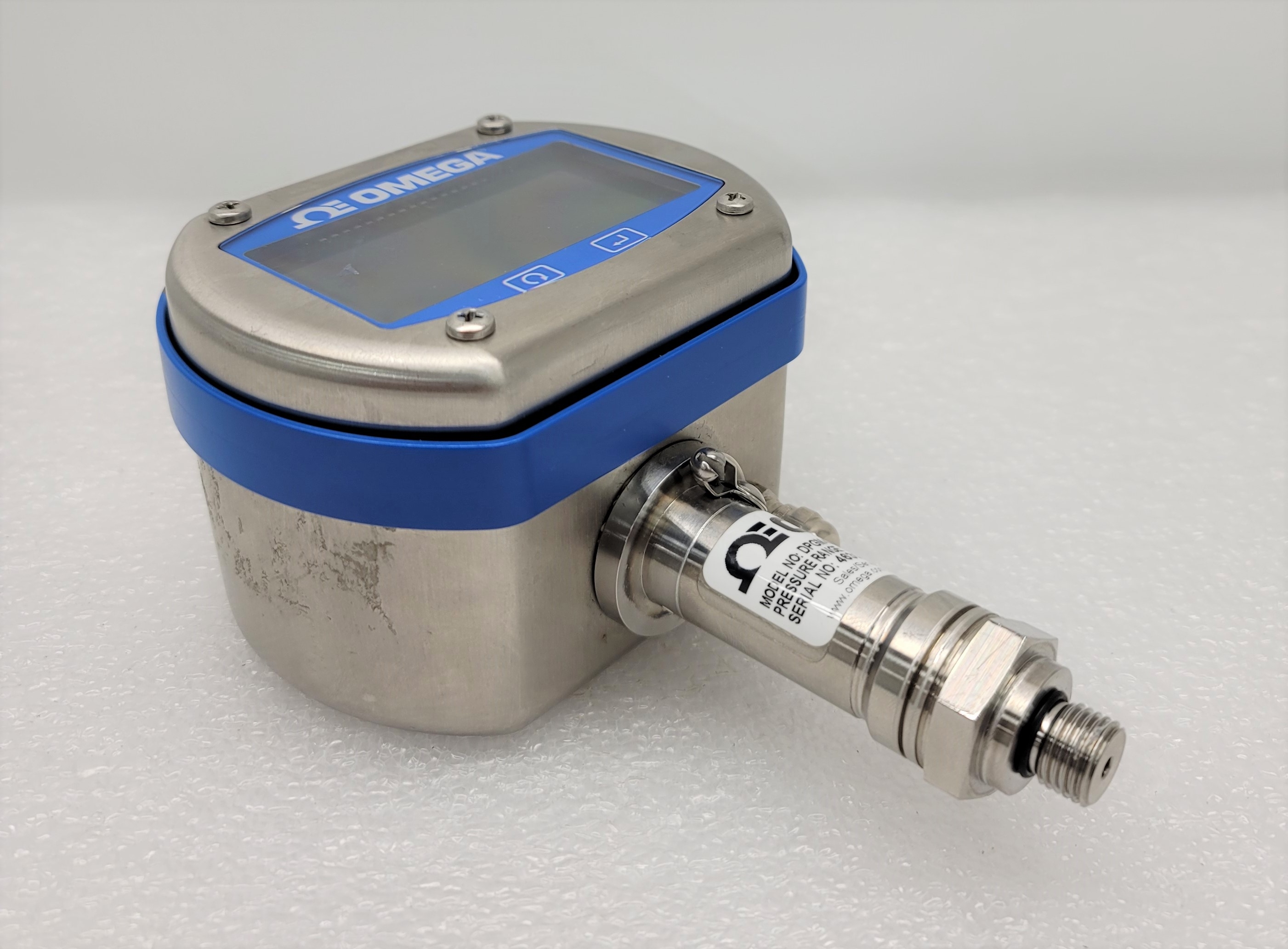 Omega DPGM409-350HG Digital Pressure Gauge with High Accuracy 0.08%