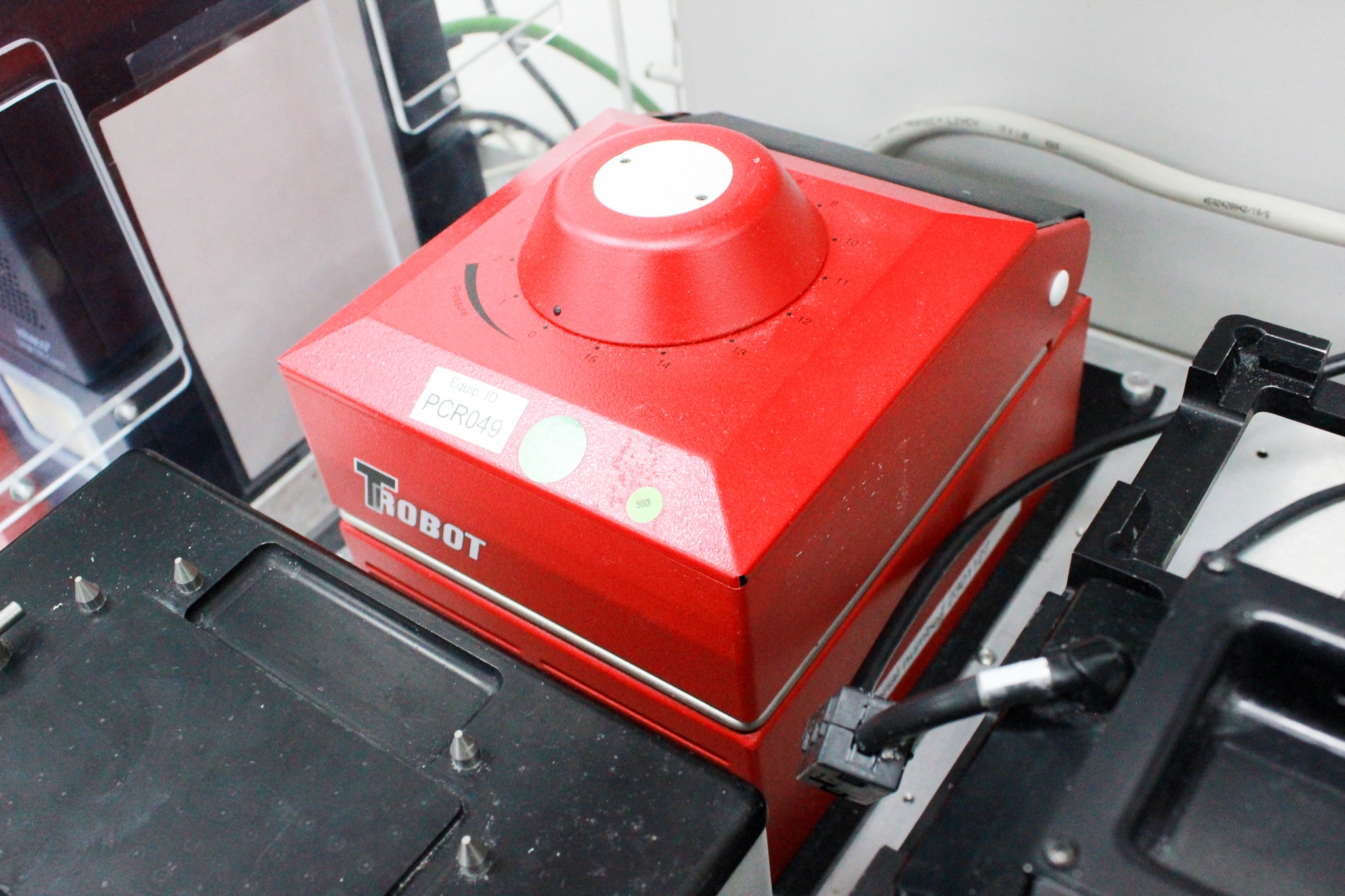 Beckman Biomek FXP Dual Arm Liquid Handler DNA/RNA Prep/Assays/Includes PC